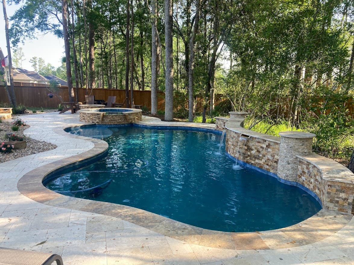 Geometric pool by Houston Cool Pools