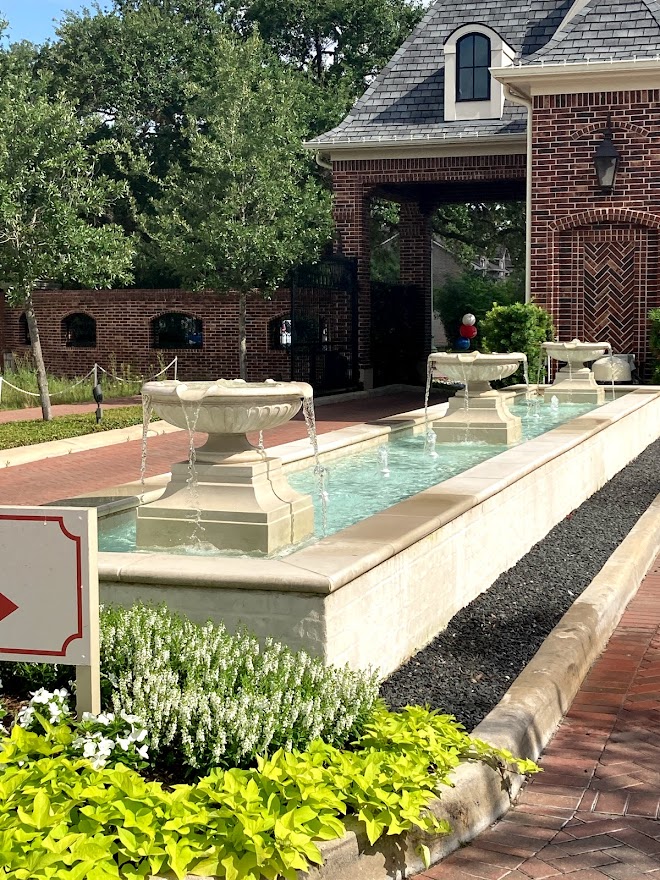 Commercial courtyard fountain by Houston Cool Pools
